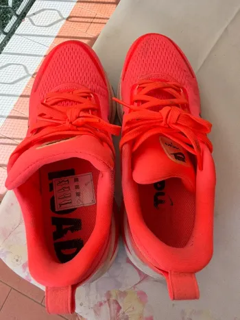 Nike Vomero 18 bike d'occasion — image 2 sur 6