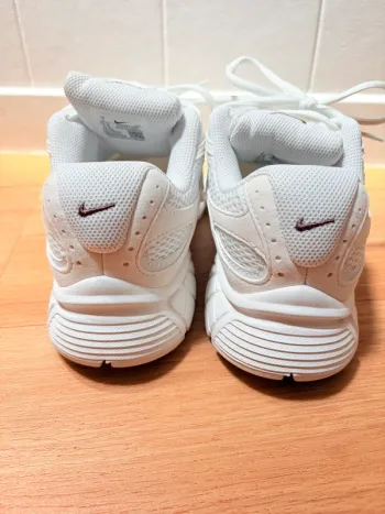 Nike Baskets blanches bike usato — immagine 4 di 6