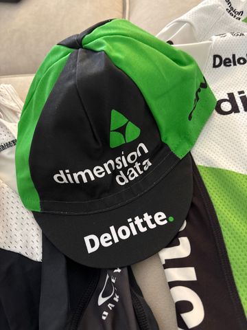 Brugt Oakley Dimension Data Cycling Kit bike — billede 4 af 4