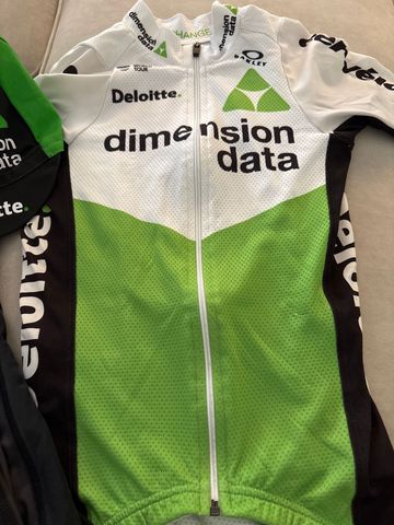 Brugt Oakley Dimension Data Cycling Kit bike — billede 2 af 4
