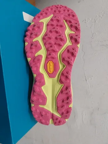 Hoka donna nuova taglia us 6.5 eur 38 bike usato — immagine 3 di 8