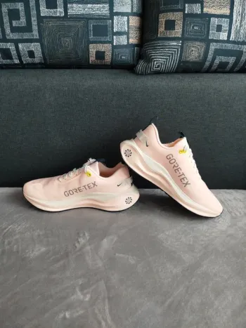 Tweedehands Nike InfinityRN 4 Gore-TEX bike — afbeelding 3 van 12