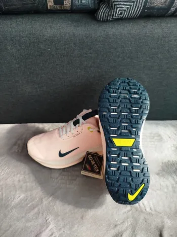 Tweedehands Nike InfinityRN 4 Gore-TEX bike — afbeelding 6 van 12