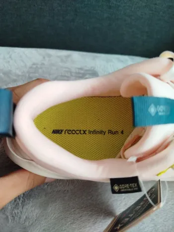 Tweedehands Nike InfinityRN 4 Gore-TEX bike — afbeelding 12 van 12