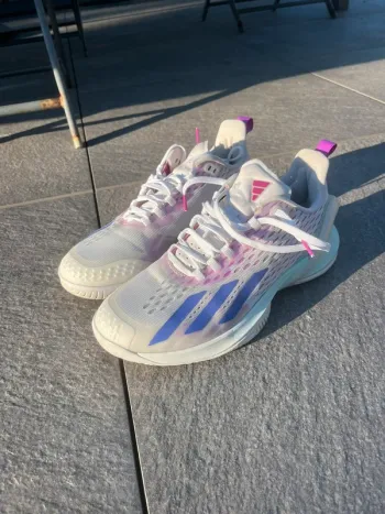 Gebrauchtes Adidas Tennis Shoes bike
