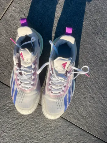 Gebrauchtes Adidas Tennis Shoes bike — Bild 2 von 6