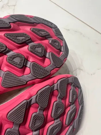 Hoka Clifton 9 bike d'occasion — image 8 sur 10