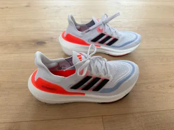 Brugt Adidas Ultraboost Light bike — billede 2 af 6