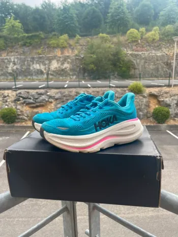 Hoka Bondi 9 bike d'occasion — image 2 sur 5