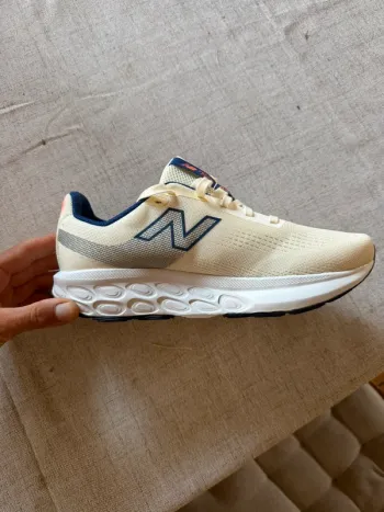 Używany New Balance 520 v8 bike — zdjęcie 2 z 6