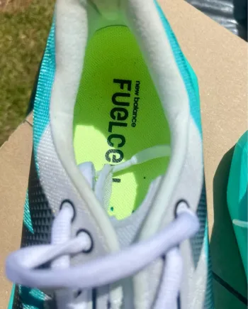 Gebrauchtes New Balance FuelCell Rebel v4 bike — Bild 9 von 10