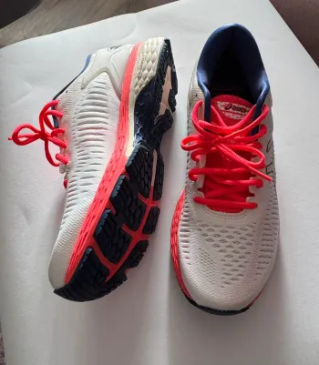 Gebrauchtes Ideal Gel-Kayano 25 bike — Bild 3 von 13