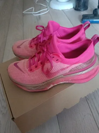 Used Nike Invincible Run 3 bike — image 2 of 6