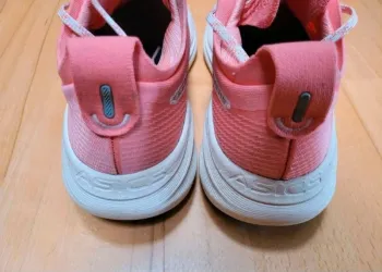 Used Asics Gel-Nimbus 26 bike — image 4 of 15