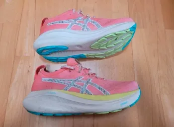 Used Asics Gel-Nimbus 26 bike — image 2 of 15