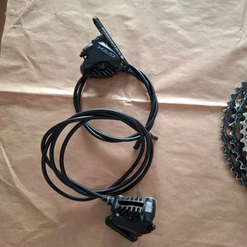 Used Shimano GRX 1x12v Groupset 2025 bike — image 4 of 10