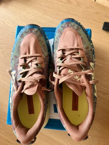 Hoka Speedgoat 6 bike de segunda mano — imagen 4 de 4