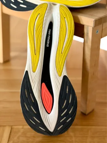 Gebrauchtes New Balance FuelCell SuperComp Trainer V1 bike — Bild 5 von 10