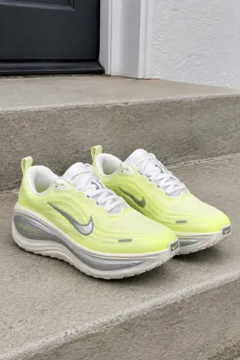 Gebrauchtes Nike ZoomX Invincible Run Flyknit bike — Bild 2 von 3