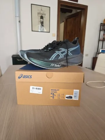 Asics Megablast 2025 bike usato — immagine 1 di 7
