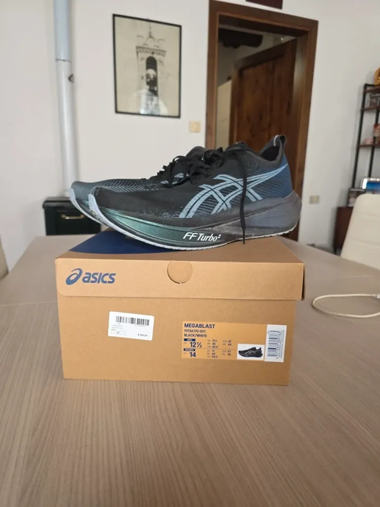 Brugt Asics Megablast 2025 bike — billede 1 af 7