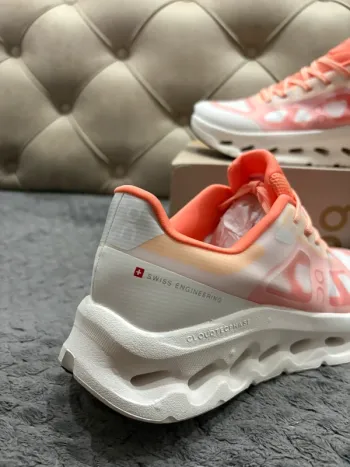 Used On Running On Cloud bike — image 2 of 5