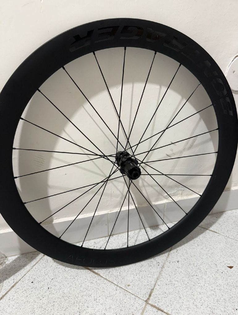 Used Bontrager Aeolus Pro 51 TLR 2024 bike — image 2 of 7