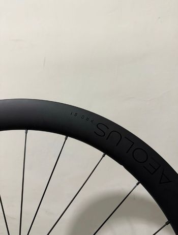 Used Bontrager Aeolus Pro 51 TLR 2024 bike — image 5 of 7