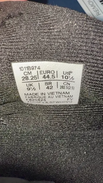 Used Asics Novablast 5 bike — image 7 of 7