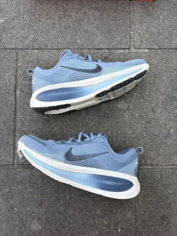Nike Vomero 18 bike d'occasion — image 2 sur 7