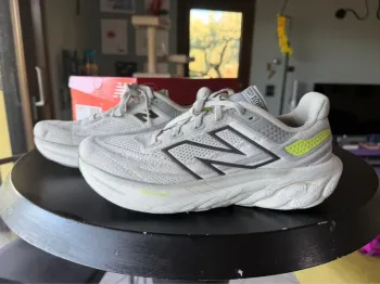 Używany New Balance Fresh Foam 1080 bike — zdjęcie 3 z 8