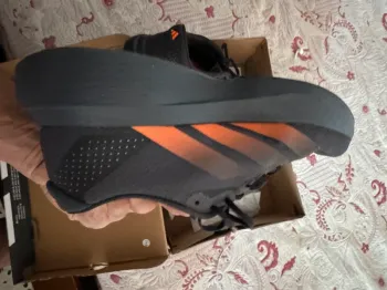 Käytetty Adidas Evo SL bike — kuva 6 / 9