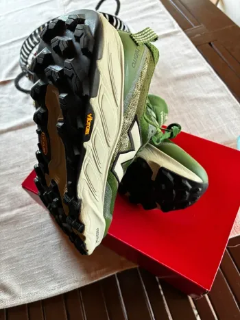 Použité New Balance Fresh Foam X Hierro v9 bike — obrázek 5 z 6