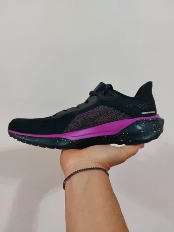 Brugt Topo Athletic Zoom Pegasus 41 2024 bike — billede 3 af 6