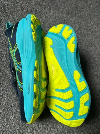 Käytetty Asics Cel Superion 9 bike — kuva 4 / 6