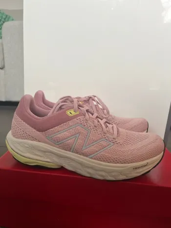 Gebrauchtes New Balance Running Shoes bike — Bild 8 von 8