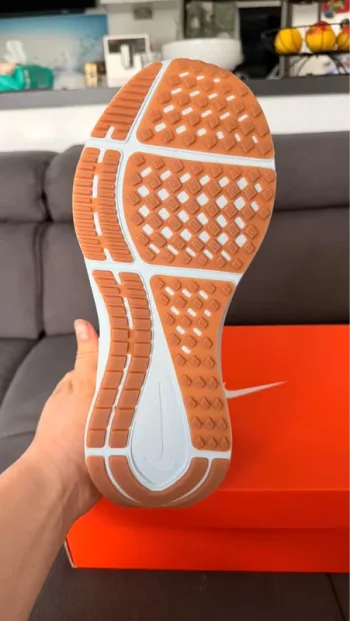 Used Nike Air Zoom Structure 25 bike — image 4 of 6