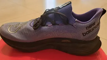 Käytetty New Balance FuelCell SC Elite bike — kuva 7 / 10