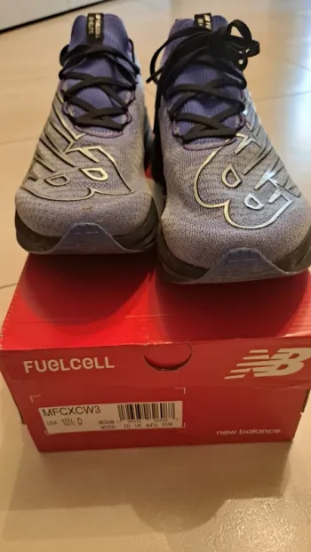 Käytetty New Balance FuelCell SC Elite bike — kuva 10 / 10