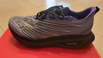 Käytetty New Balance FuelCell SC Elite bike — kuva 2 / 10