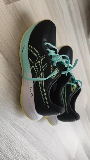Gebrauchtes Decathlon Asics Running Shoes bike — Bild 3 von 3
