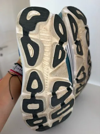 Used Hoka Scarpe bike — image 5 of 6