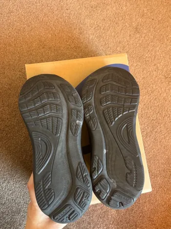 Used Asics Gel-Kayano 32 bike — image 3 of 5