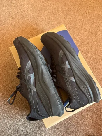 Used Asics Gel-Kayano 32 bike — image 4 of 5