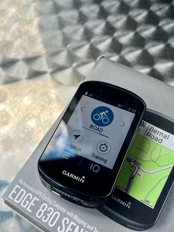 Used Garmin Edge 830 bike