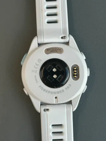 Garmin Forerunner 165 Music bike d'occasion — image 3 sur 7