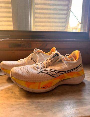Gebrauchtes Saucony endorphin Trainer 2026 Running Shoes