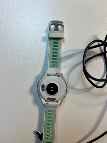 Garmin Forerunner 265s bike d'occasion — image 3 sur 10