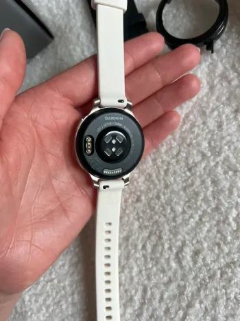 Gebrauchtes Garmin Lily 2 Active bike — Bild 4 von 7