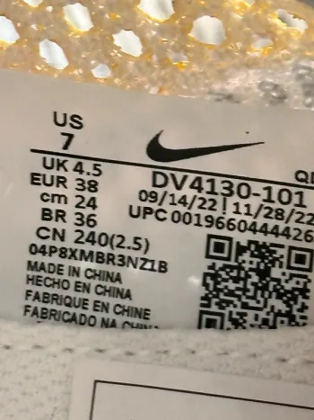 Tweedehands Nike ZoomX Vaporfly 3 bike — afbeelding 6 van 6